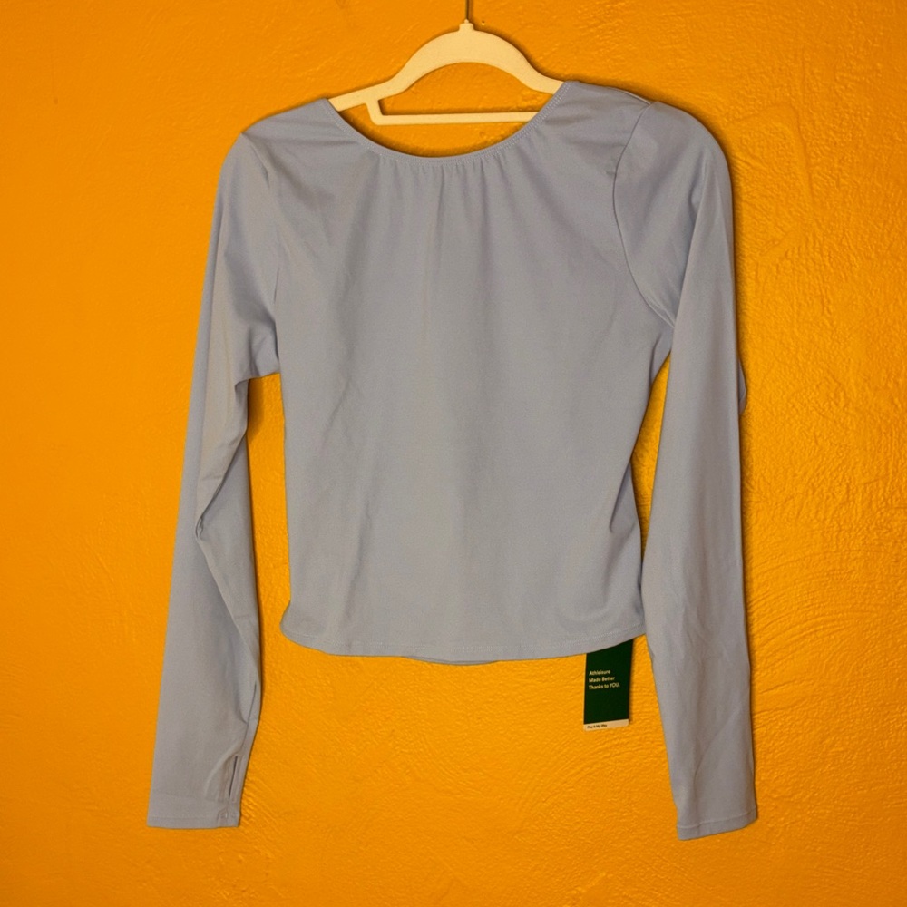 HALARA Sky Blue Long Sleeve Top w Scoop Back and criss cross straps Large Ballet